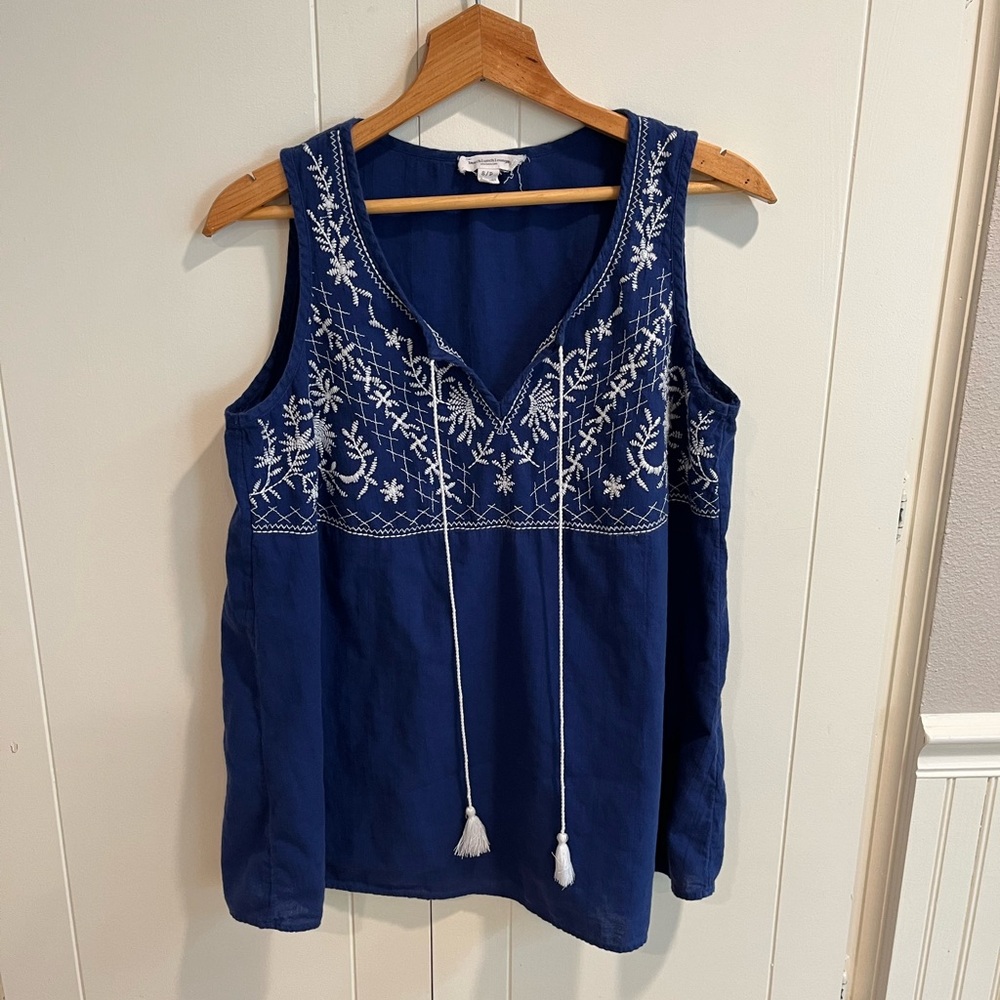 Blue embroidered tank top